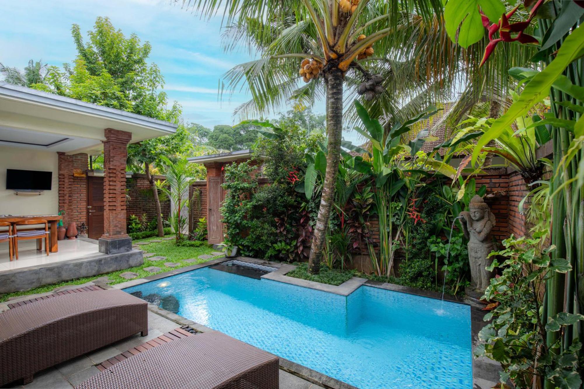 Ubud Mesari Private Pool Villa Exterior photo