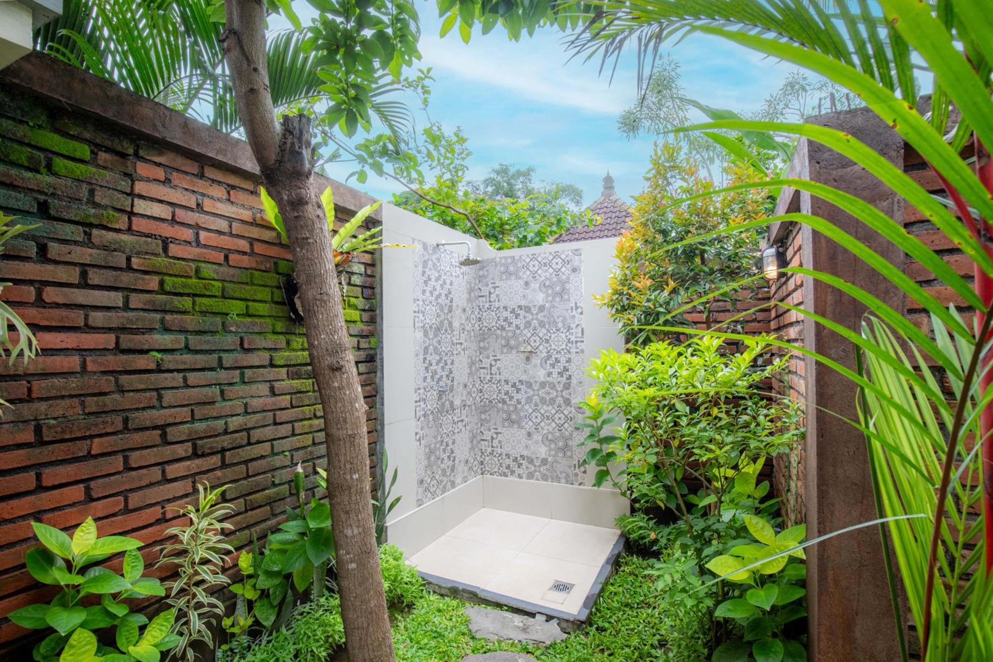 Ubud Mesari Private Pool Villa Exterior photo